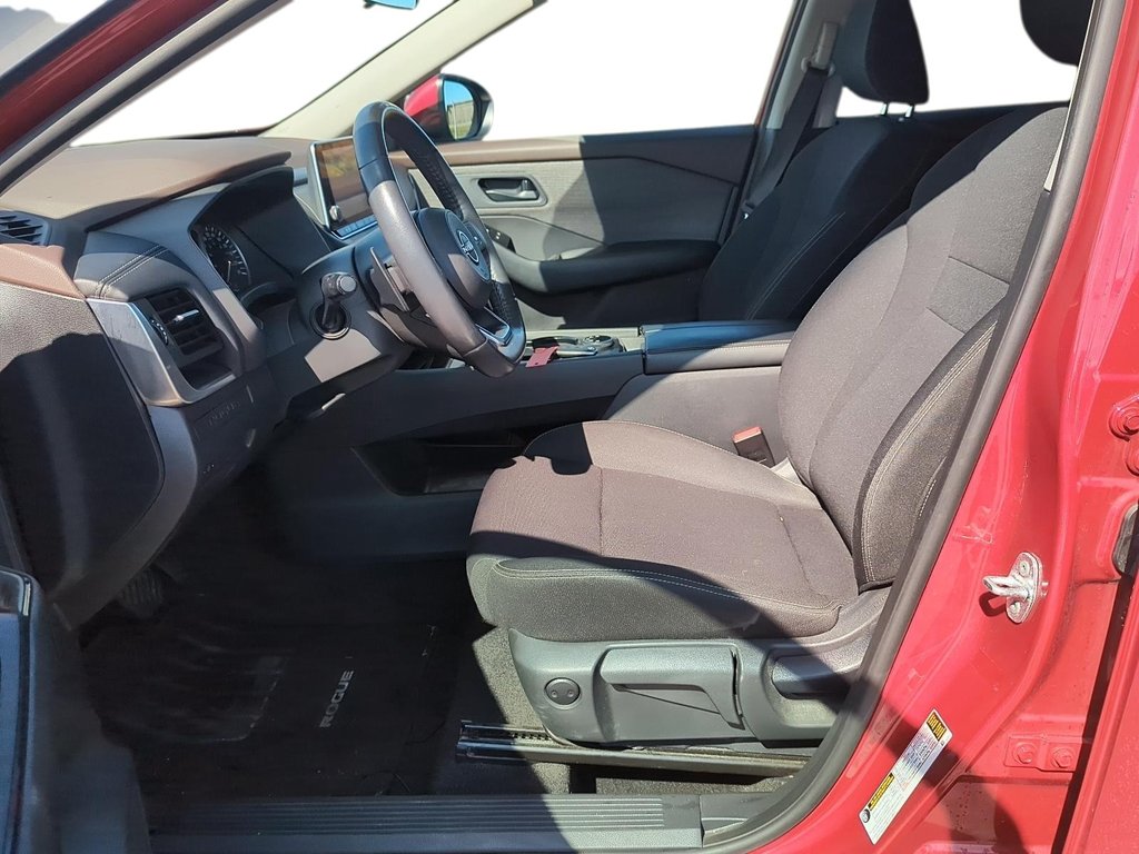 2023 Nissan Rogue S AWD CVT in Stratford, Ontario - 10 - w1024h768px