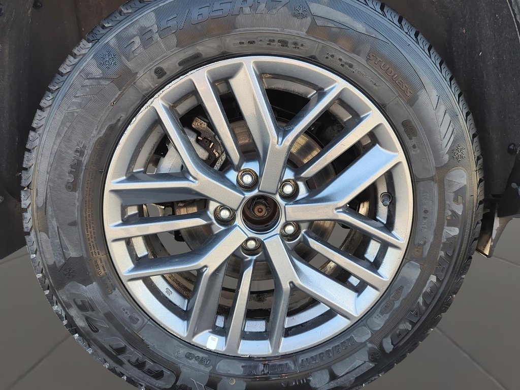 2023 Nissan Rogue S AWD CVT in Stratford, Ontario - 7 - w1024h768px