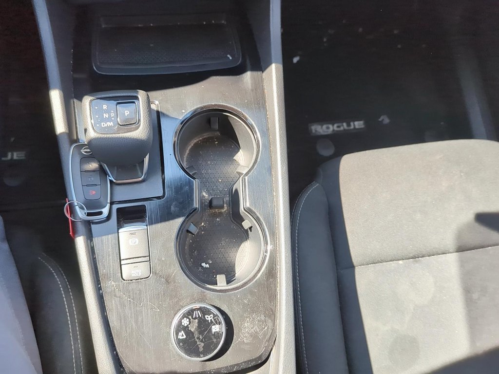 2023 Nissan Rogue S AWD CVT in Stratford, Ontario - 14 - w1024h768px