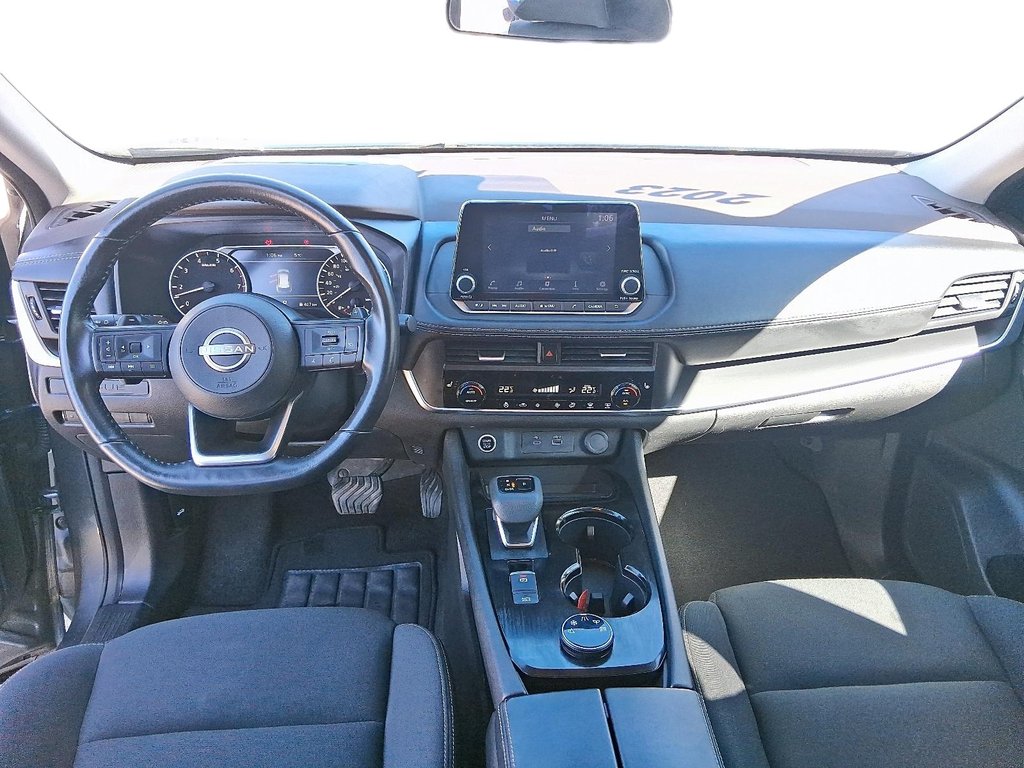 2023 Nissan Rogue S AWD CVT in Stratford, Ontario - 10 - w1024h768px