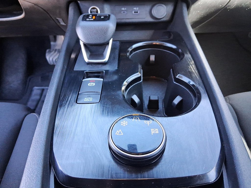 2023 Nissan Rogue S AWD CVT in Stratford, Ontario - 17 - w1024h768px