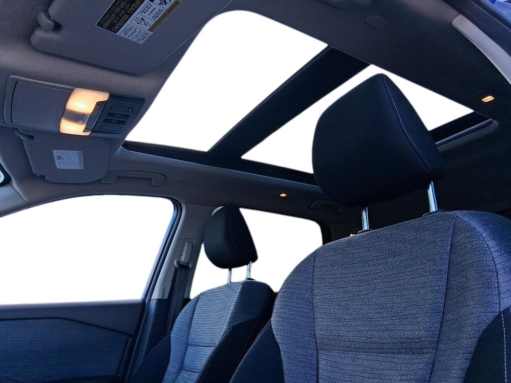 2023 Nissan Rogue SV AWD CVT in Stratford, Ontario - 18 - w1024h768px