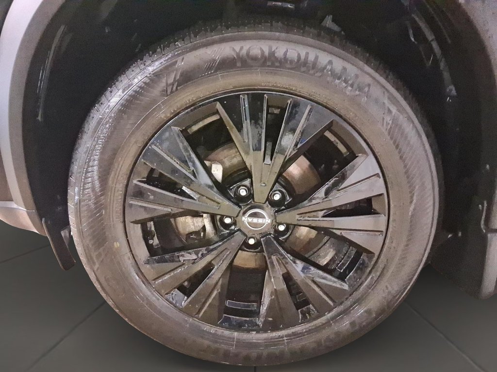 2023 Nissan Rogue SV Midnight Edition AWD CVT in Stratford, Ontario - 7 - w1024h768px