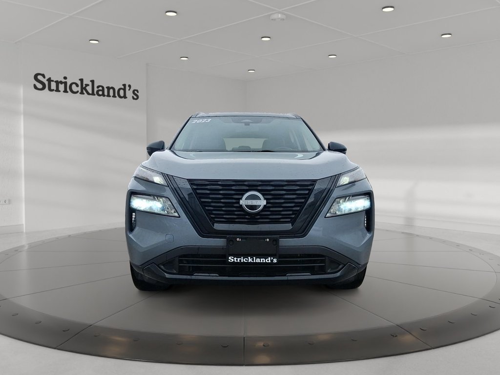 2023 Nissan Rogue SV Midnight Edition AWD CVT in Stratford, Ontario - 2 - w1024h768px