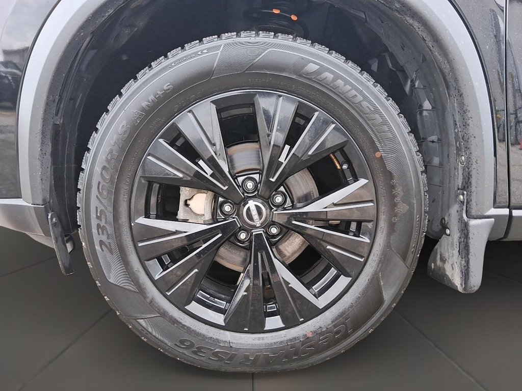 2023 Nissan Rogue SV Midnight Edition AWD CVT in Stratford, Ontario - 7 - w1024h768px