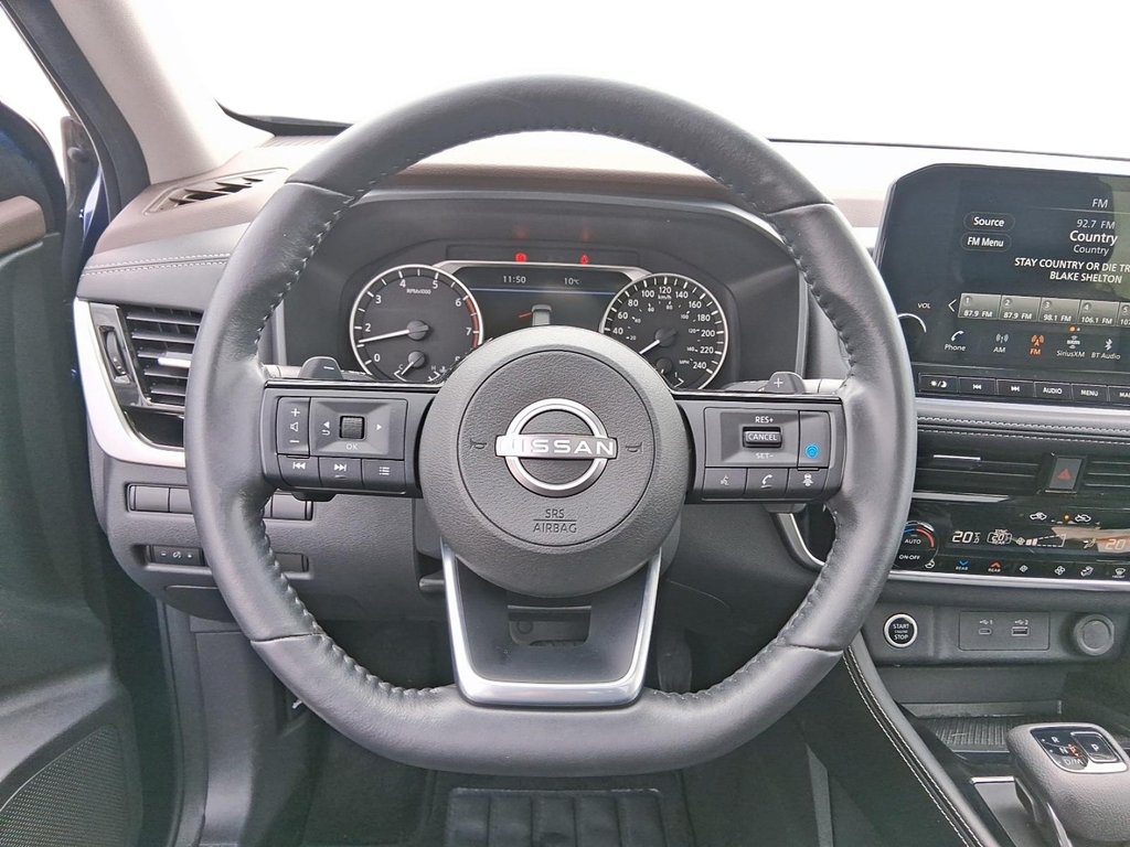 2023 Nissan Rogue SL AWD CVT in Stratford, Ontario - 12 - w1024h768px
