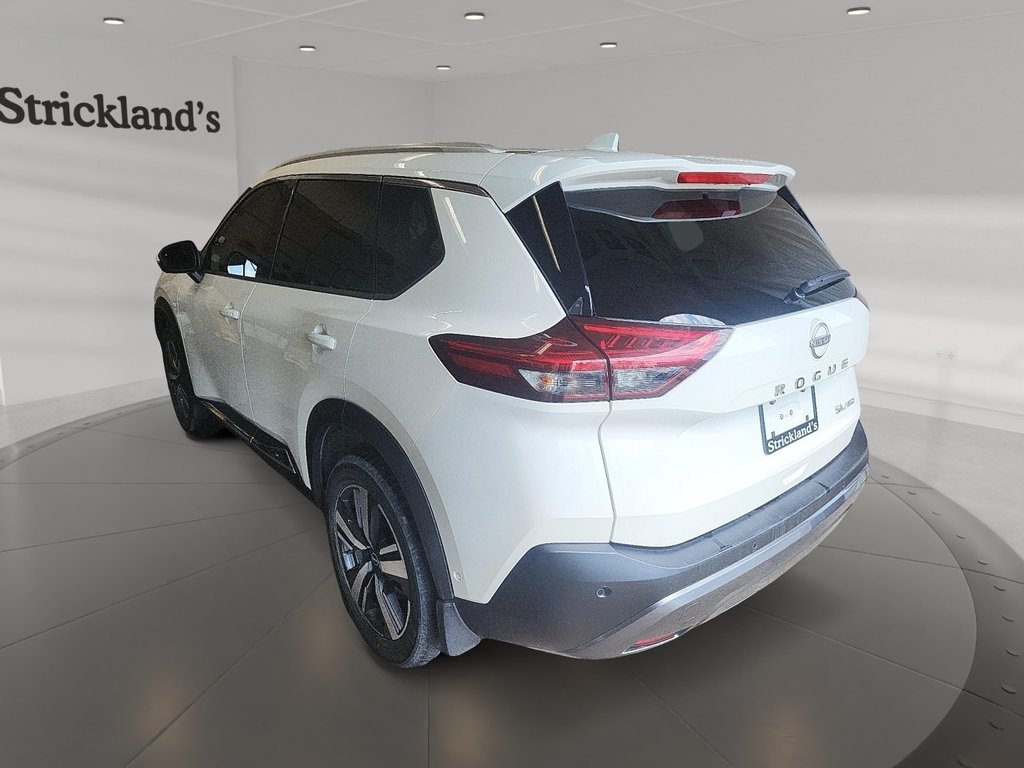 2023 Nissan Rogue SL AWD CVT in Stratford, Ontario - 4 - w1024h768px