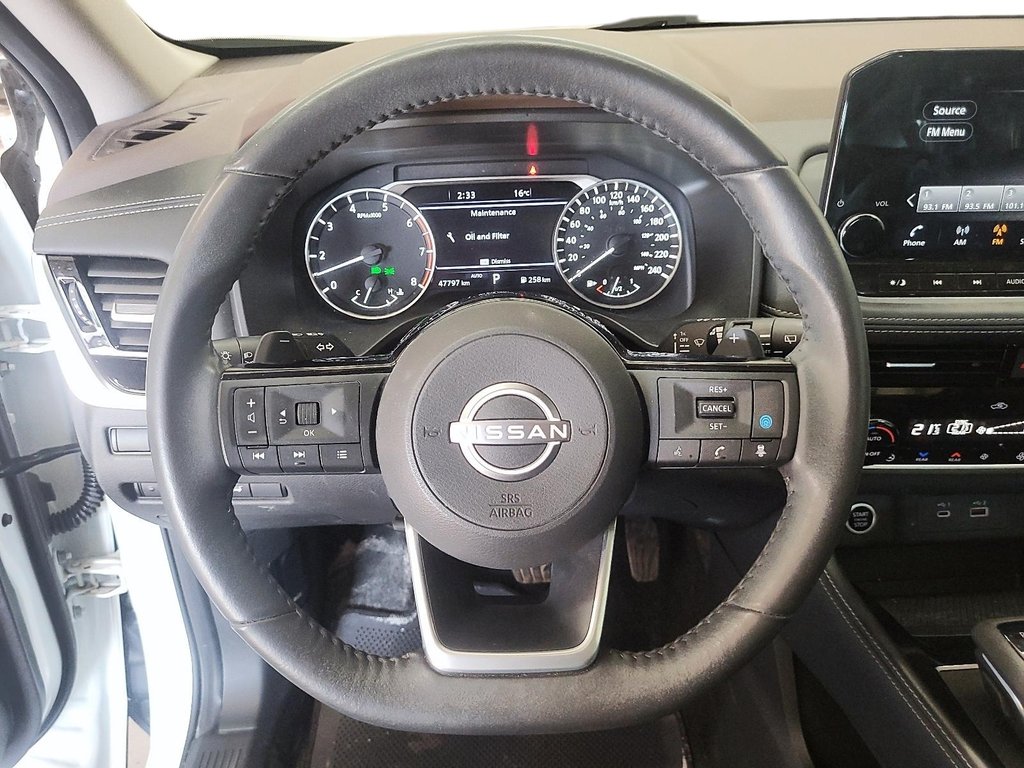 2023 Nissan Rogue SL AWD CVT in Stratford, Ontario - 11 - w1024h768px