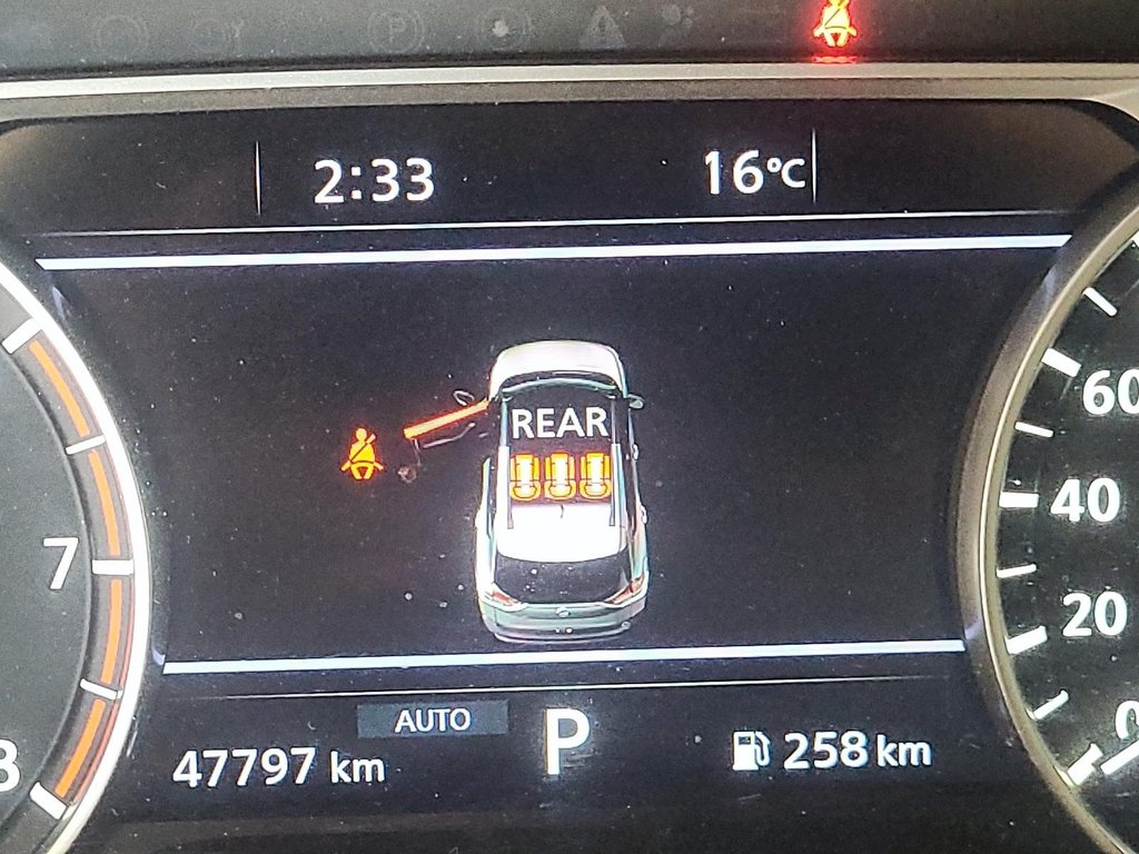 2023 Nissan Rogue SL AWD CVT in Stratford, Ontario - 12 - w1024h768px