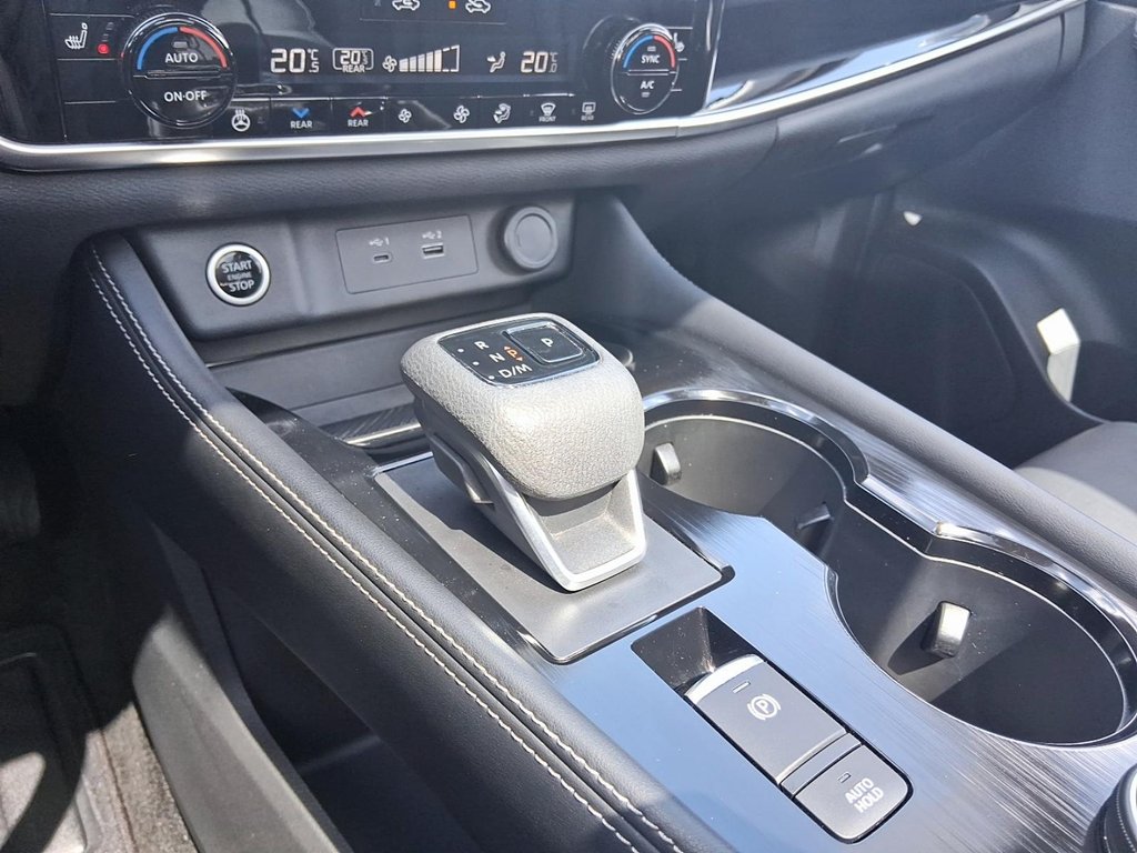 2023 Nissan Rogue SL AWD CVT in Stratford, Ontario - 17 - w1024h768px