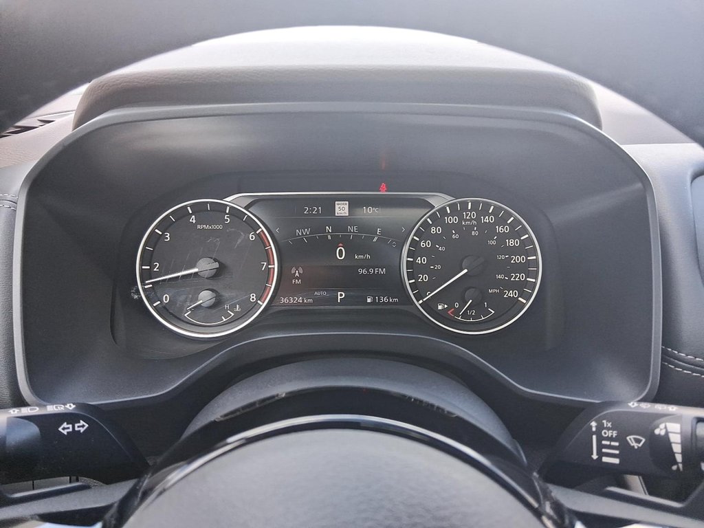 2023 Nissan Rogue SL AWD CVT in Stratford, Ontario - 14 - w1024h768px