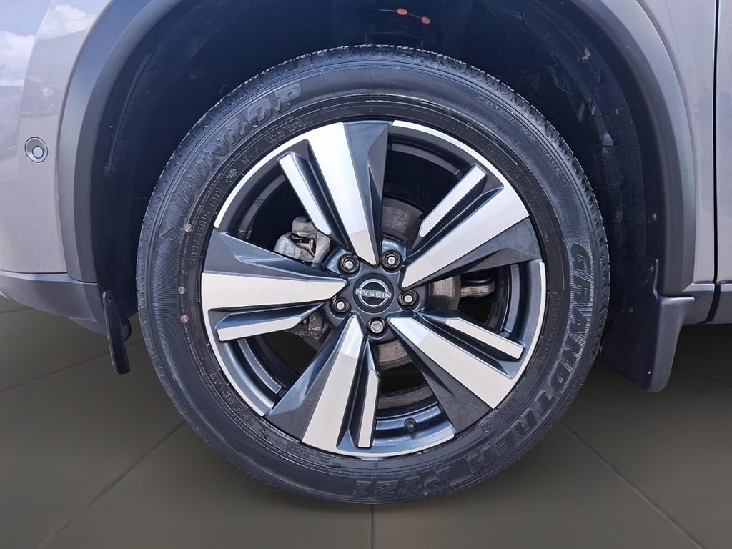 2023 Nissan Rogue SL AWD CVT in Stratford, Ontario - 7 - w1024h768px