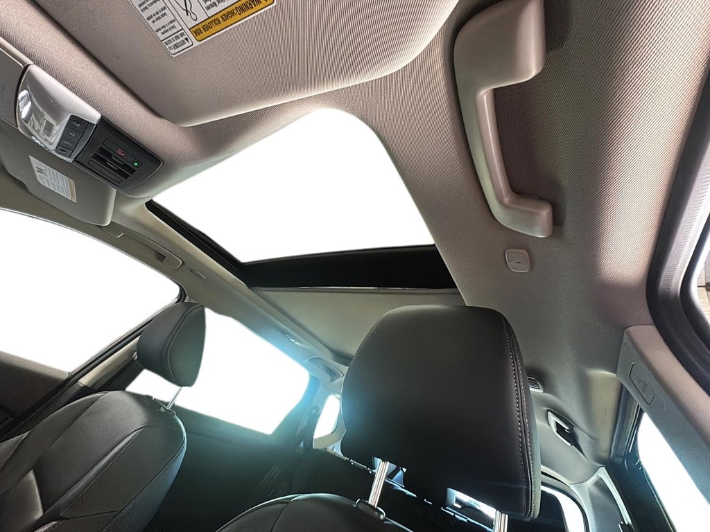 2023 Nissan Rogue SL AWD CVT in Stratford, Ontario - 16 - w1024h768px