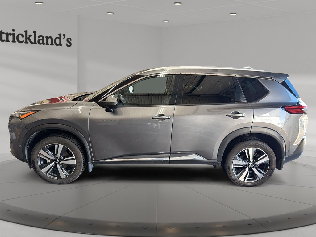2023 Nissan Rogue SL AWD CVT in Stratford, Ontario - 5 - w1024h768px