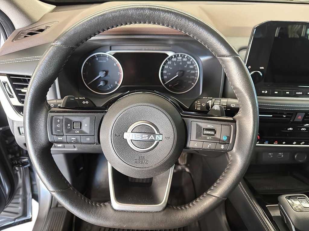 2023 Nissan Rogue SL AWD CVT in Stratford, Ontario - 11 - w1024h768px
