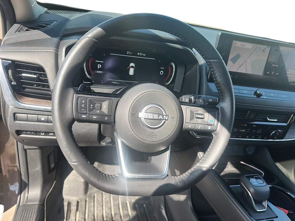 2024 Nissan Rogue AWD Platinum in Stratford, Ontario - 11 - w1024h768px