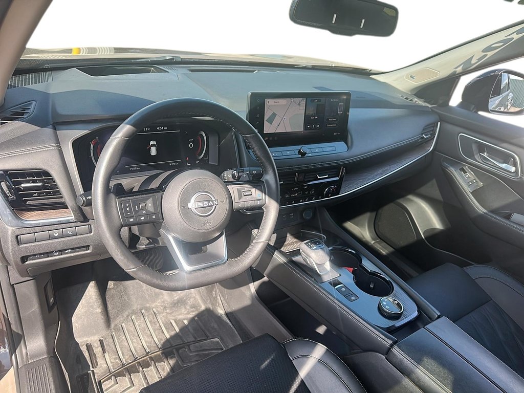 2024 Nissan Rogue AWD Platinum in Stratford, Ontario - 9 - w1024h768px