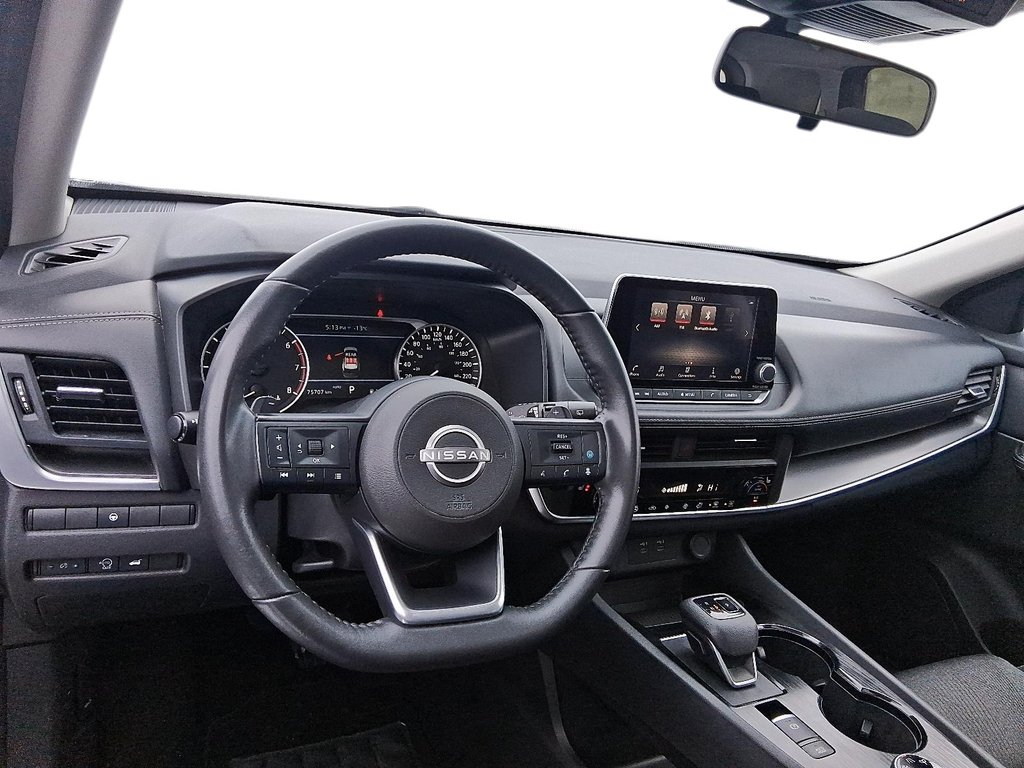 2024 Nissan Rogue AWD SV Moonroof in Stratford, Ontario - 10 - w1024h768px