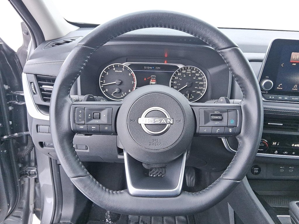 2024 Nissan Rogue AWD SV Moonroof in Stratford, Ontario - 12 - w1024h768px