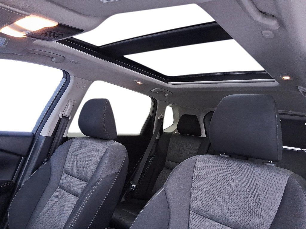 2024 Nissan Rogue AWD SV Moonroof in Stratford, Ontario - 17 - w1024h768px