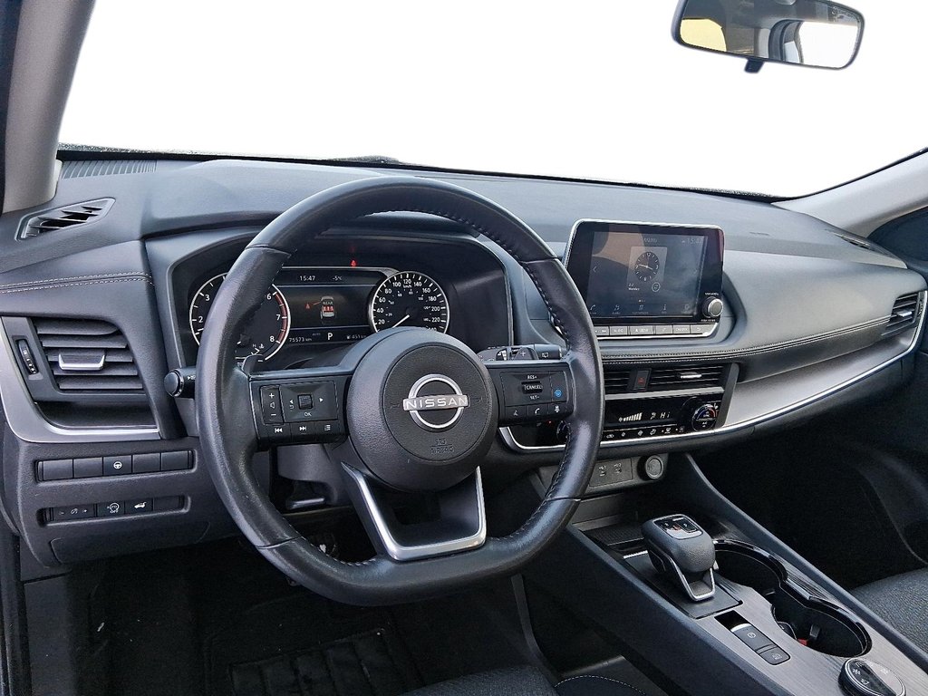 2024 Nissan Rogue AWD SV Moonroof in Stratford, Ontario - 10 - w1024h768px