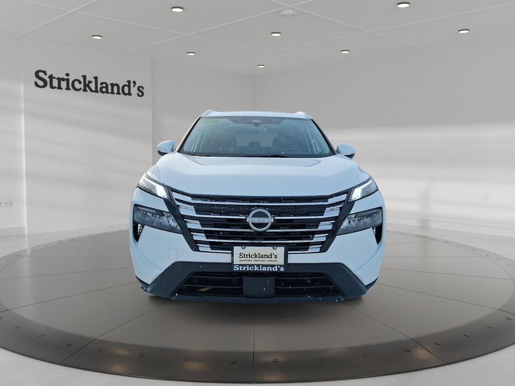 2024 Nissan Rogue AWD SV Moonroof in Stratford, Ontario - 2 - w1024h768px