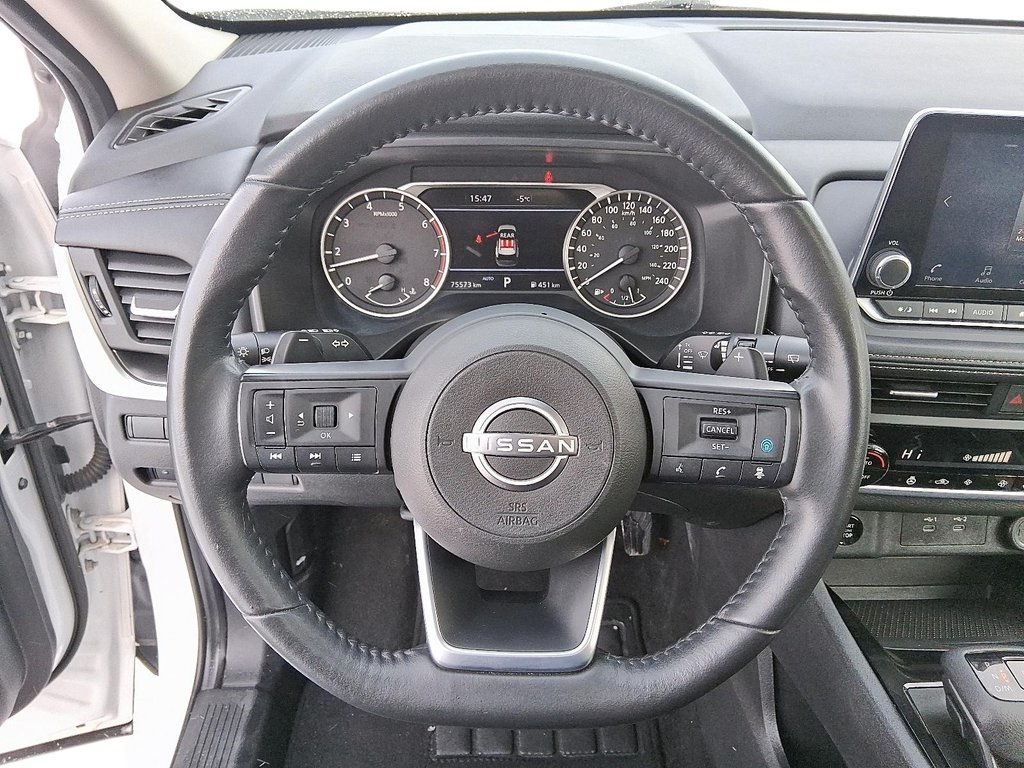 2024 Nissan Rogue AWD SV Moonroof in Stratford, Ontario - 12 - w1024h768px