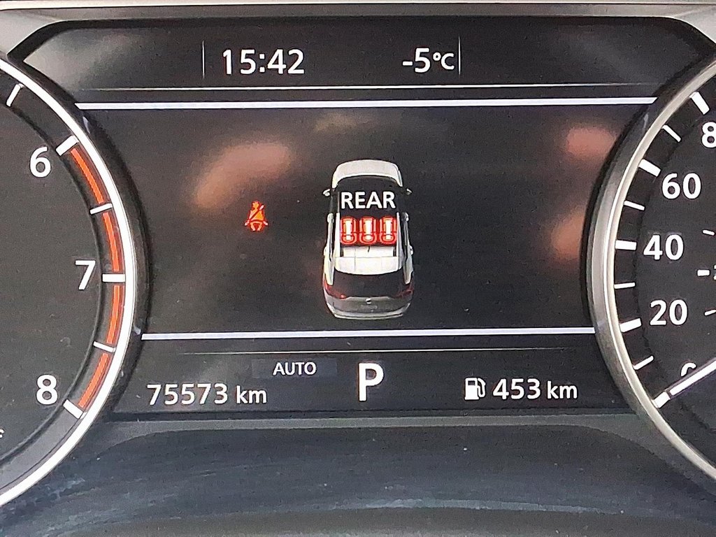 2024 Nissan Rogue AWD SV Moonroof in Stratford, Ontario - 13 - w1024h768px