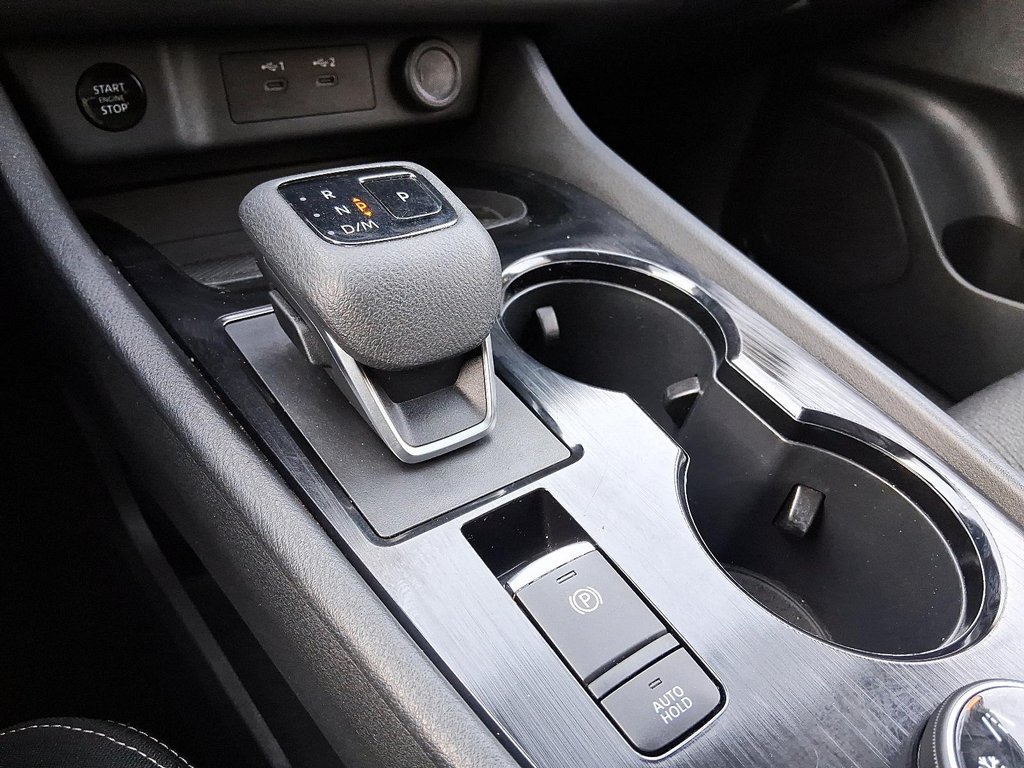 2024 Nissan Rogue AWD SV Moonroof in Stratford, Ontario - 16 - w1024h768px