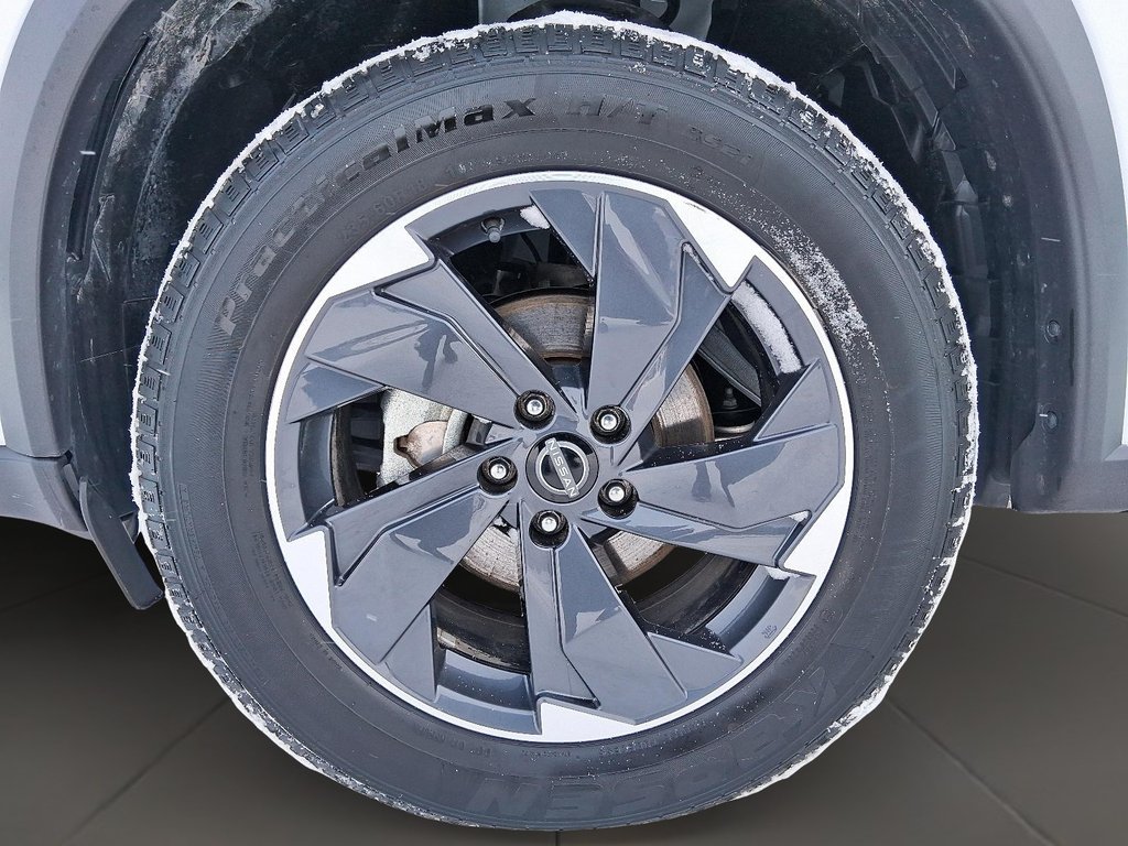 2024 Nissan Rogue AWD SV Moonroof in Stratford, Ontario - 7 - w1024h768px