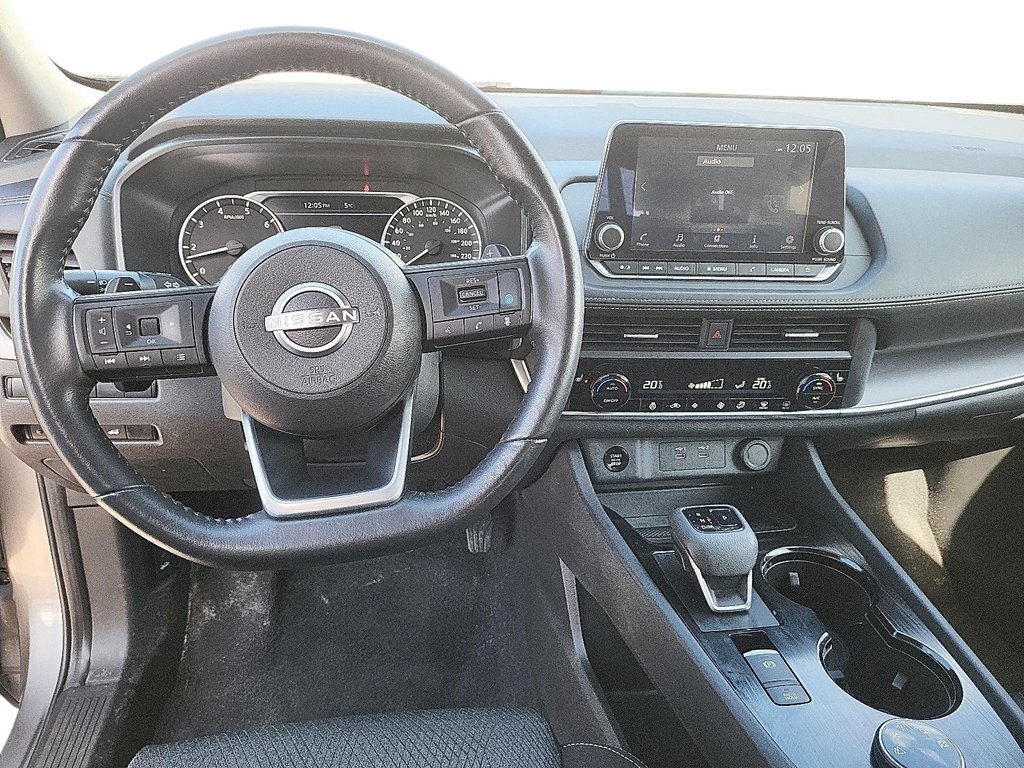 2024 Nissan Rogue AWD SV Moonroof in Stratford, Ontario - 13 - w1024h768px