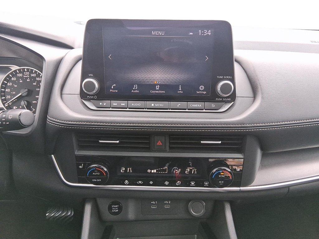 2024 Nissan Rogue AWD SV Moonroof in Stratford, Ontario - 15 - w1024h768px