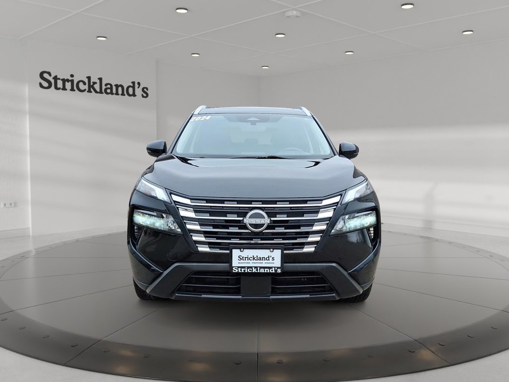 2024 Nissan Rogue AWD SV Moonroof in Stratford, Ontario - 2 - w1024h768px