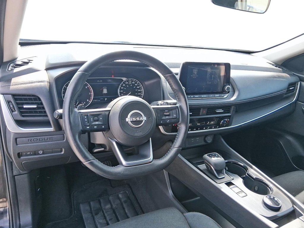2024 Nissan Rogue AWD S in Stratford, Ontario - 10 - w1024h768px