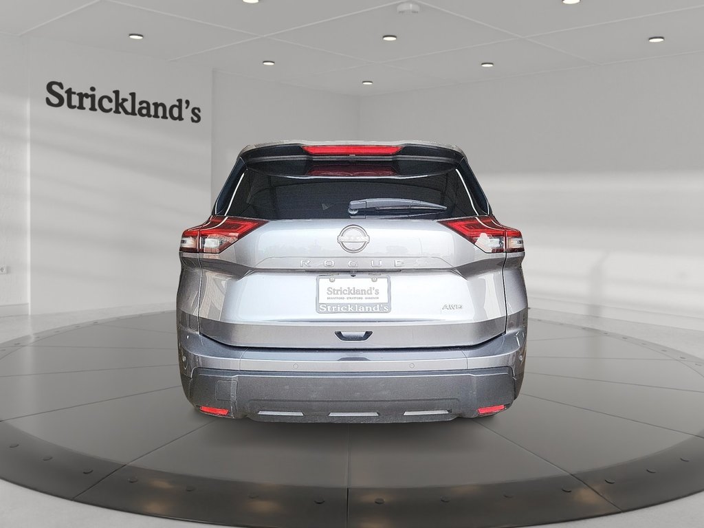2024 Nissan Rogue AWD S in Stratford, Ontario - 3 - w1024h768px