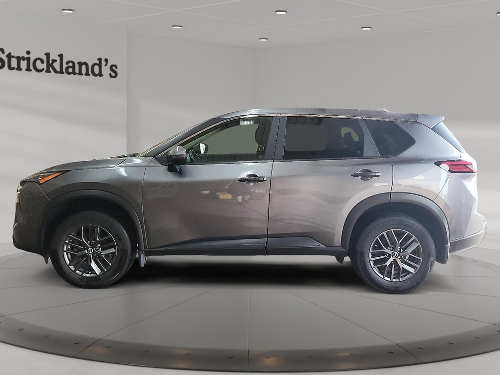 2024 Nissan Rogue AWD S in Stratford, Ontario - 5 - w1024h768px