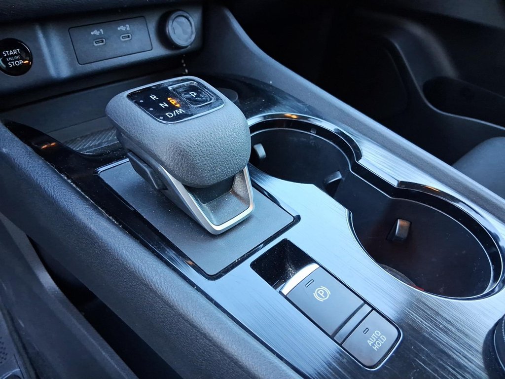 2024 Nissan Rogue AWD S in Stratford, Ontario - 17 - w1024h768px