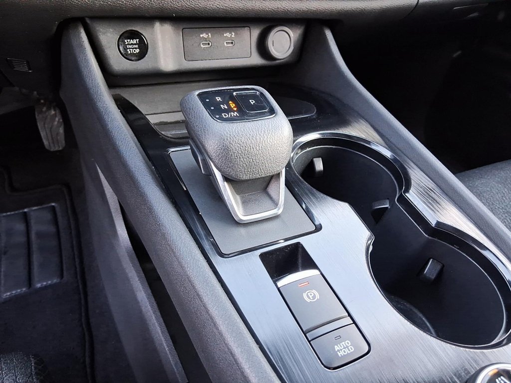 2025 Nissan Rogue AWD SV Moonroof in Stratford, Ontario - 15 - w1024h768px