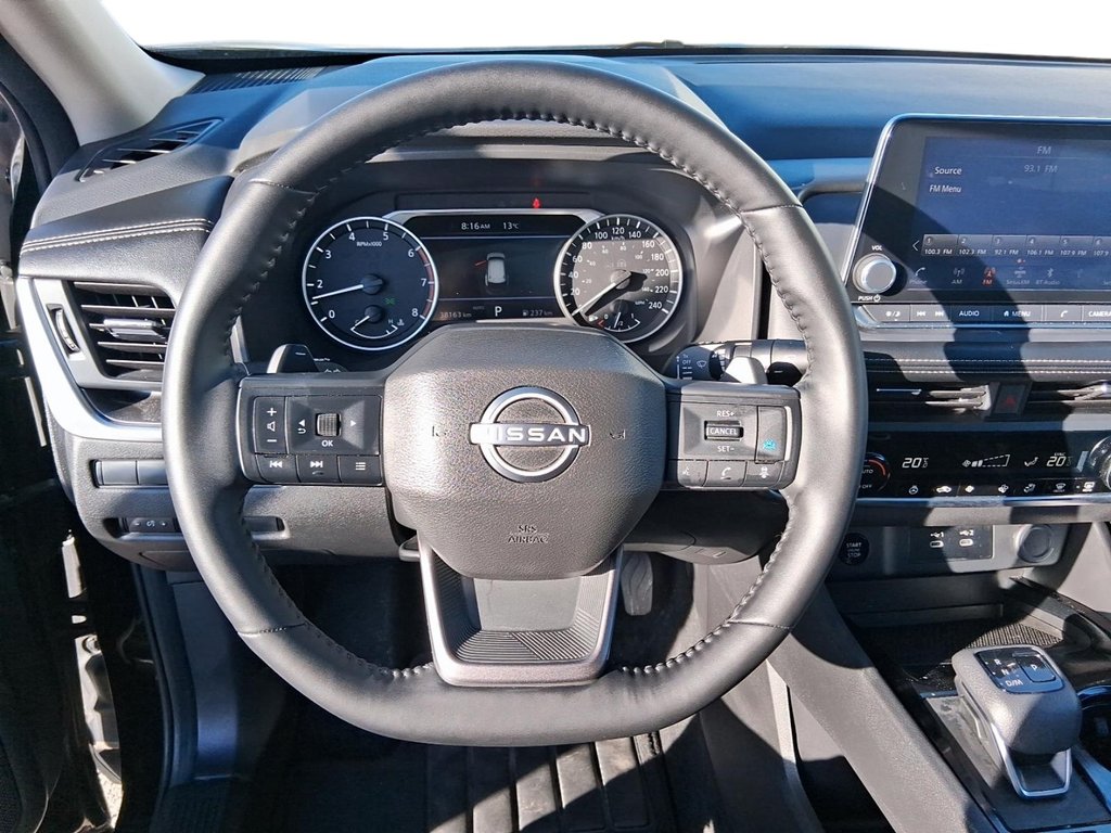 2025 Nissan Rogue AWD SV Moonroof in Stratford, Ontario - 12 - w1024h768px