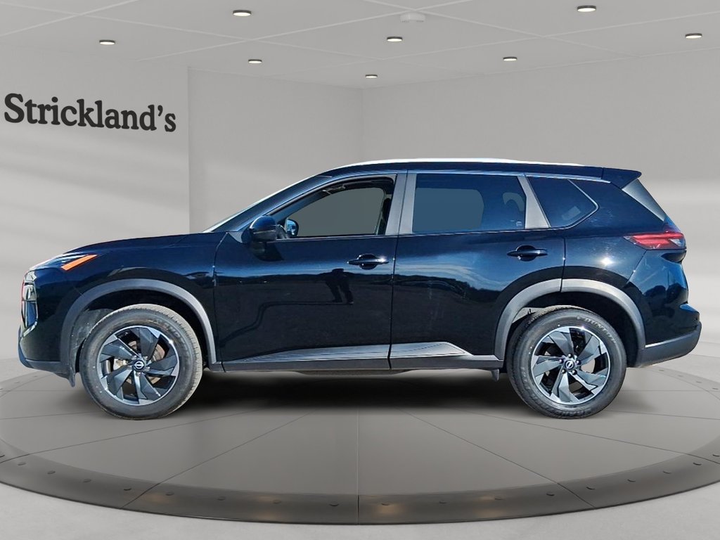 2025 Nissan Rogue AWD SV Moonroof in Stratford, Ontario - 5 - w1024h768px
