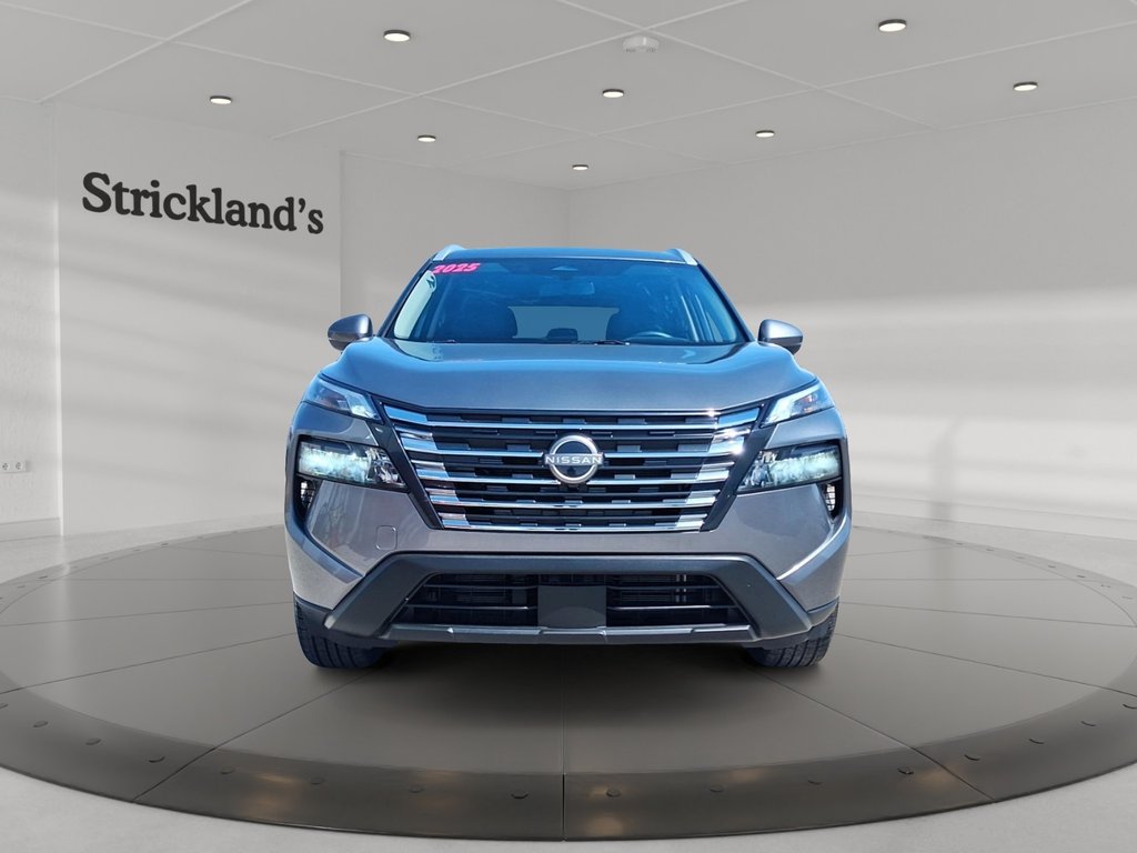 2025 Nissan Rogue AWD SV Moonroof in Stratford, Ontario - 2 - w1024h768px