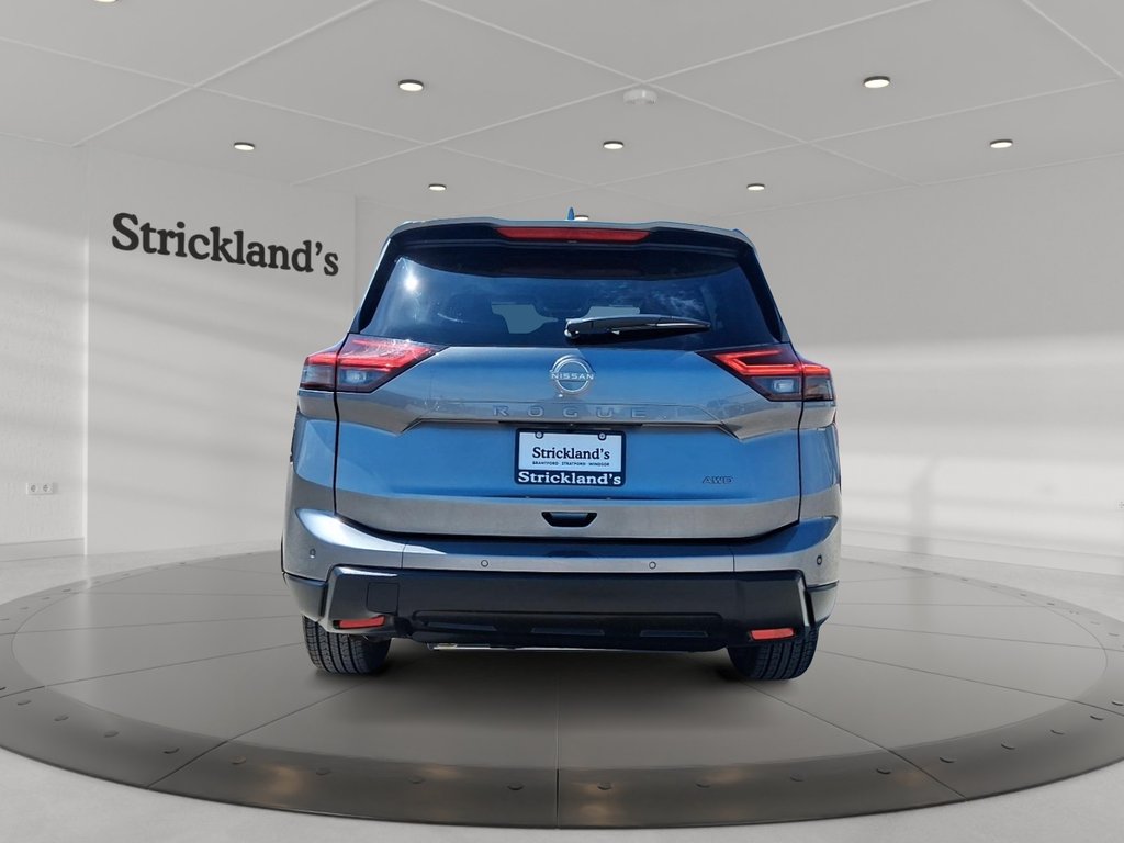 2025 Nissan Rogue AWD SV Moonroof in Stratford, Ontario - 3 - w1024h768px