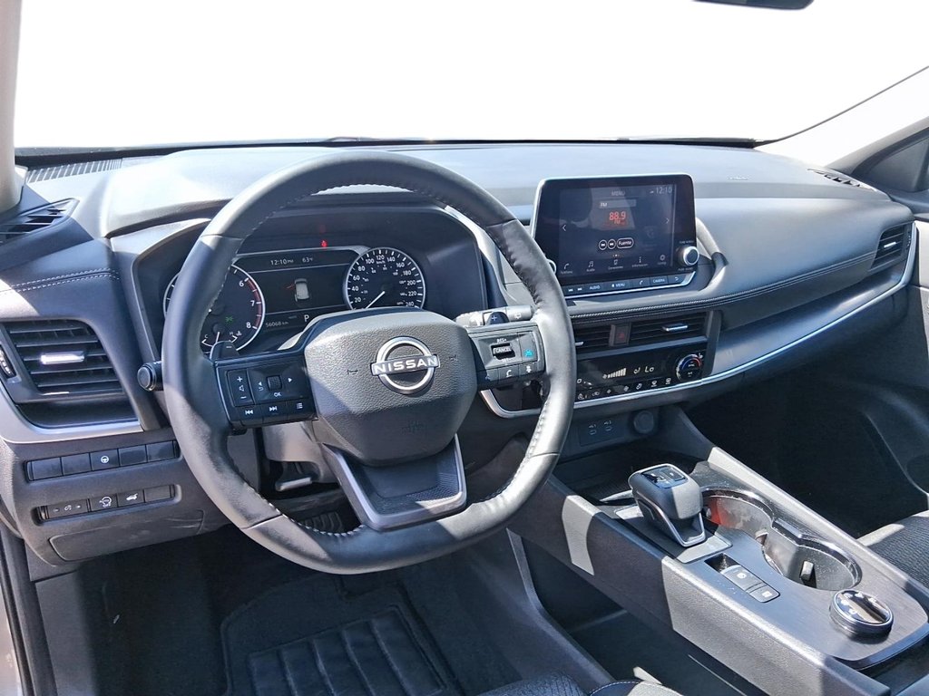 2025 Nissan Rogue AWD SV Moonroof in Stratford, Ontario - 10 - w1024h768px