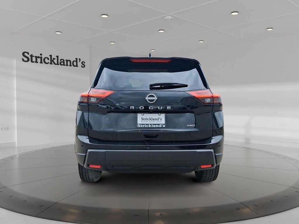 2025 Nissan Rogue AWD SV Moonroof in Stratford, Ontario - 3 - w1024h768px
