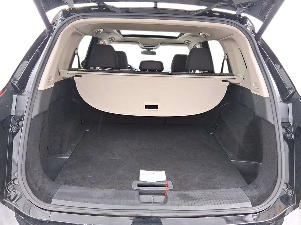 2025 Nissan Rogue AWD SV Moonroof in Stratford, Ontario - 6 - w1024h768px