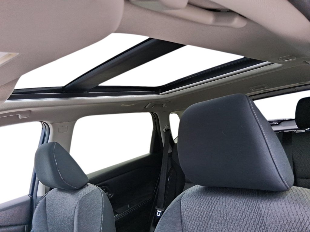 2025 Nissan Rogue AWD SV Moonroof in Stratford, Ontario - 19 - w1024h768px