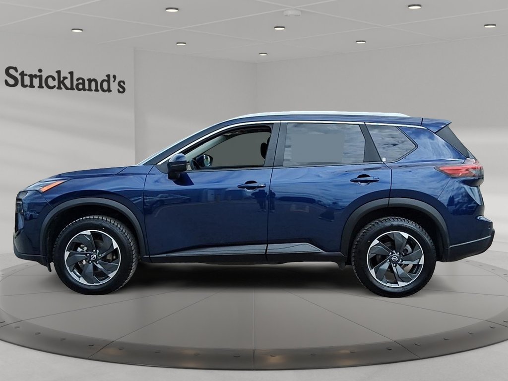 2025 Nissan Rogue AWD SV Moonroof in Stratford, Ontario - 5 - w1024h768px
