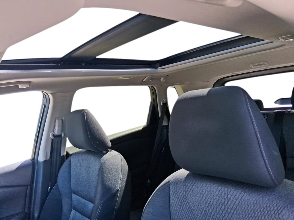 2025 Nissan Rogue AWD SV Moonroof in Stratford, Ontario - 18 - w1024h768px