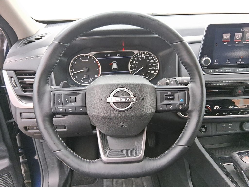2025 Nissan Rogue AWD SV Moonroof in Stratford, Ontario - 12 - w1024h768px