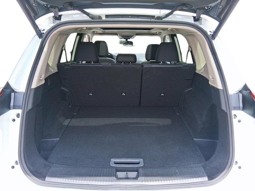 2025 Nissan Rogue AWD SV Moonroof in Stratford, Ontario - 6 - w1024h768px